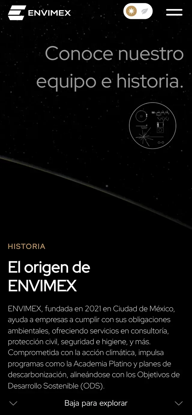 La página del equipo en un teléfono