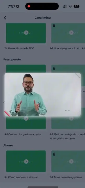 La demo pública muestra proveedores de agua para pagar un servicio